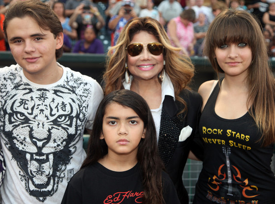 Prince Jackson, La Toya Jackson, Prince Michael Jackson II, Blanket, Paris Jackson Prince Jackson, La Toya Jackson, Prince Michael Jackson II, Blanket, Paris Jackson